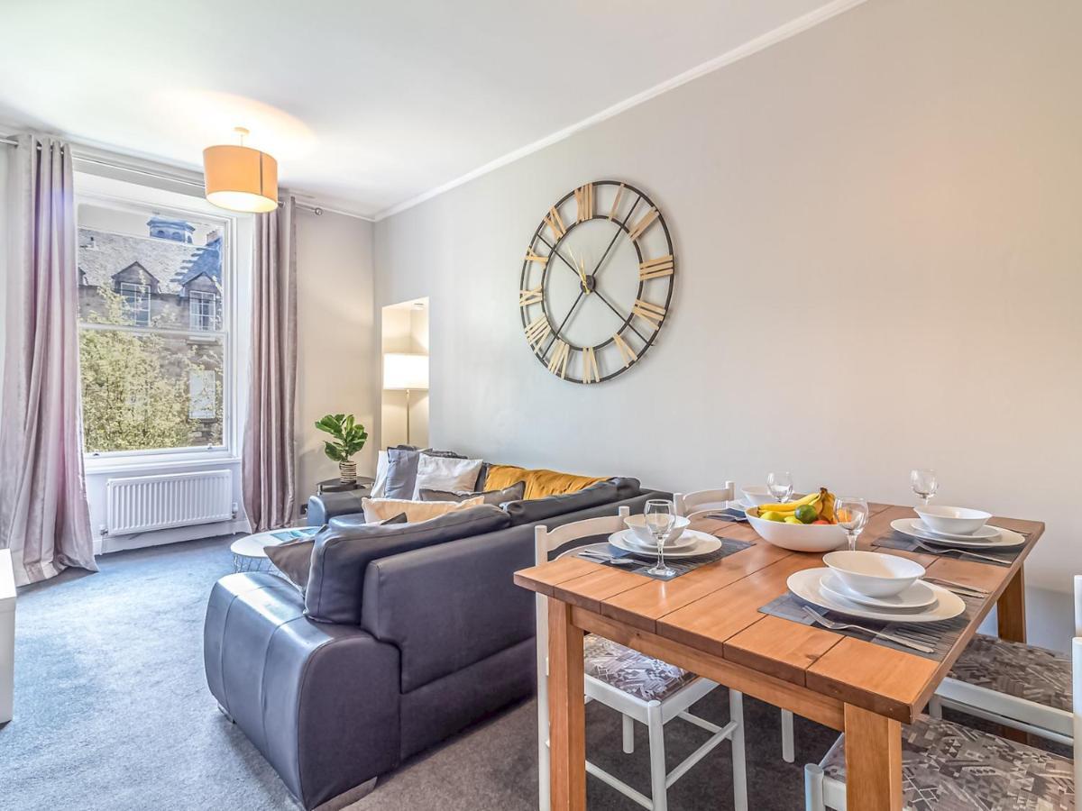 Pass The Keys Spacious And Homely Flat On The Royal Mile Edinburgh Exterior photo