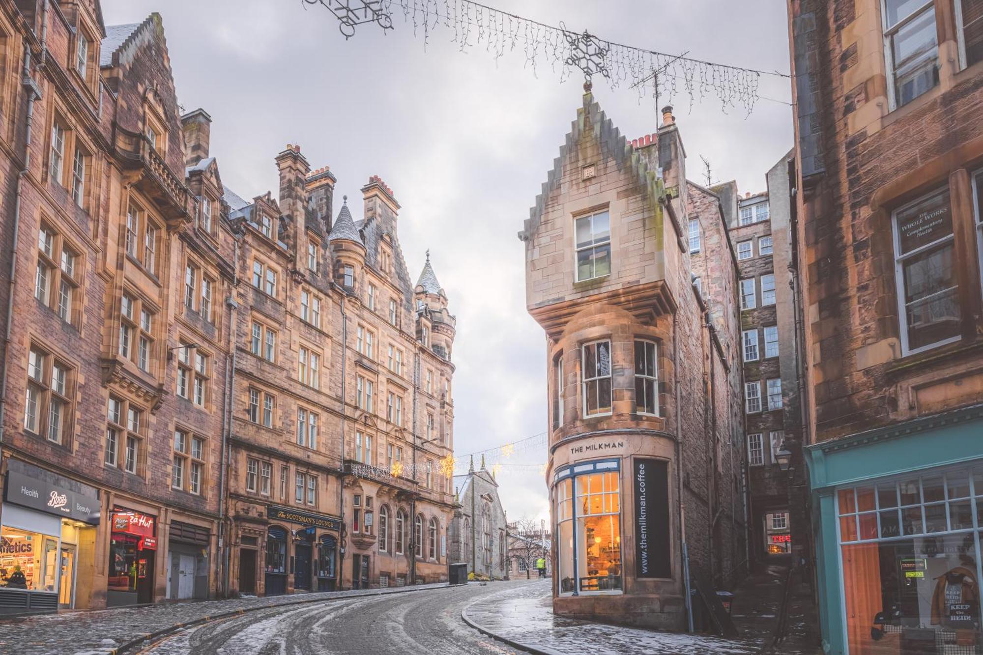 Pass The Keys Spacious And Homely Flat On The Royal Mile Edinburgh Exterior photo